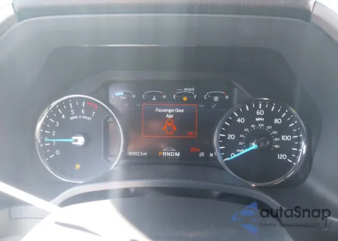 2021 Ford Expedition Xlt z USA, uszkodzony, nr VIN 1FMJU1HT8MEA00765